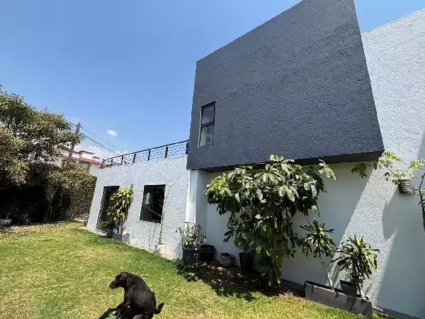 Casa en Fraccionamiento con Vigilancia en Zona Norte - Jardines de ahuatlan, Cuernavaca
