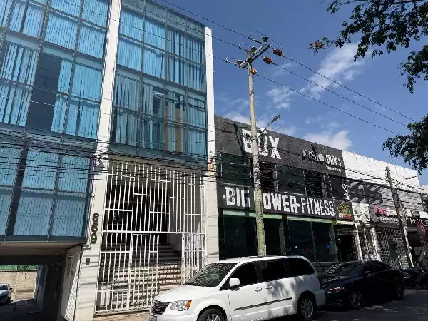 VENTA O RENTA DE EDIFICIO EN AV. TEOPANZOLCO, CUERNAVACA MORELOS