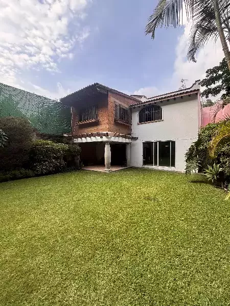 Casa en renta en La Cañada excelente estado de conservación