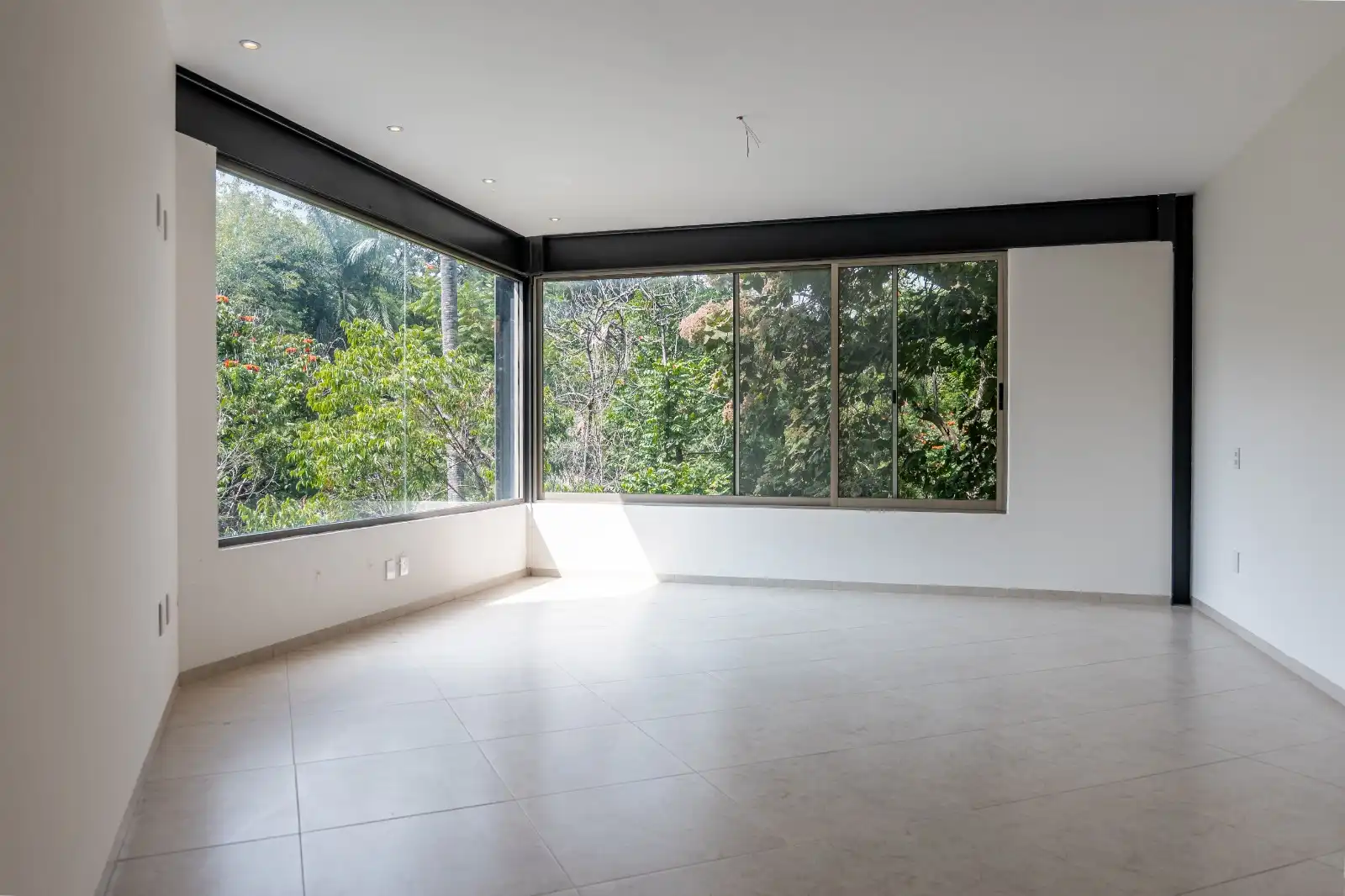 VENTA DEPARTAMENTO CON ALBERCA Y SEGURIDAD COL. ACAPATZINGO, CUERNAVACA MOR.