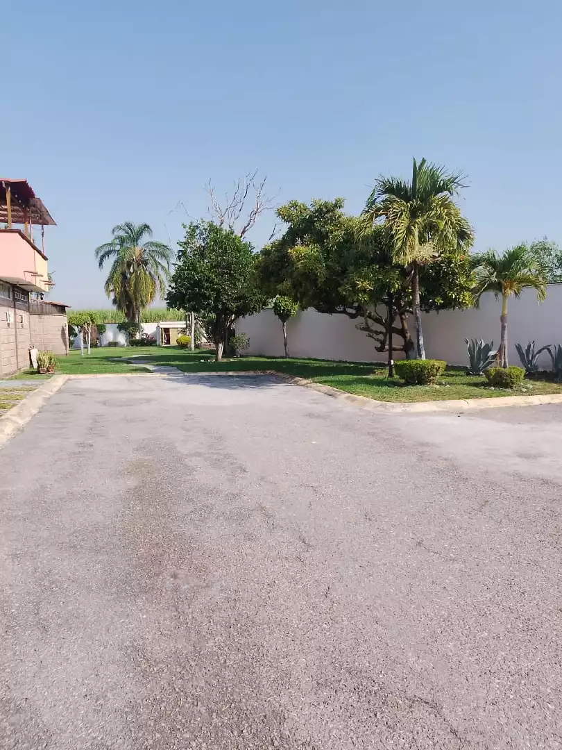 VENTA CASACON ALBERCA Y SEGURIDAD TEZOYUCA MORELOS