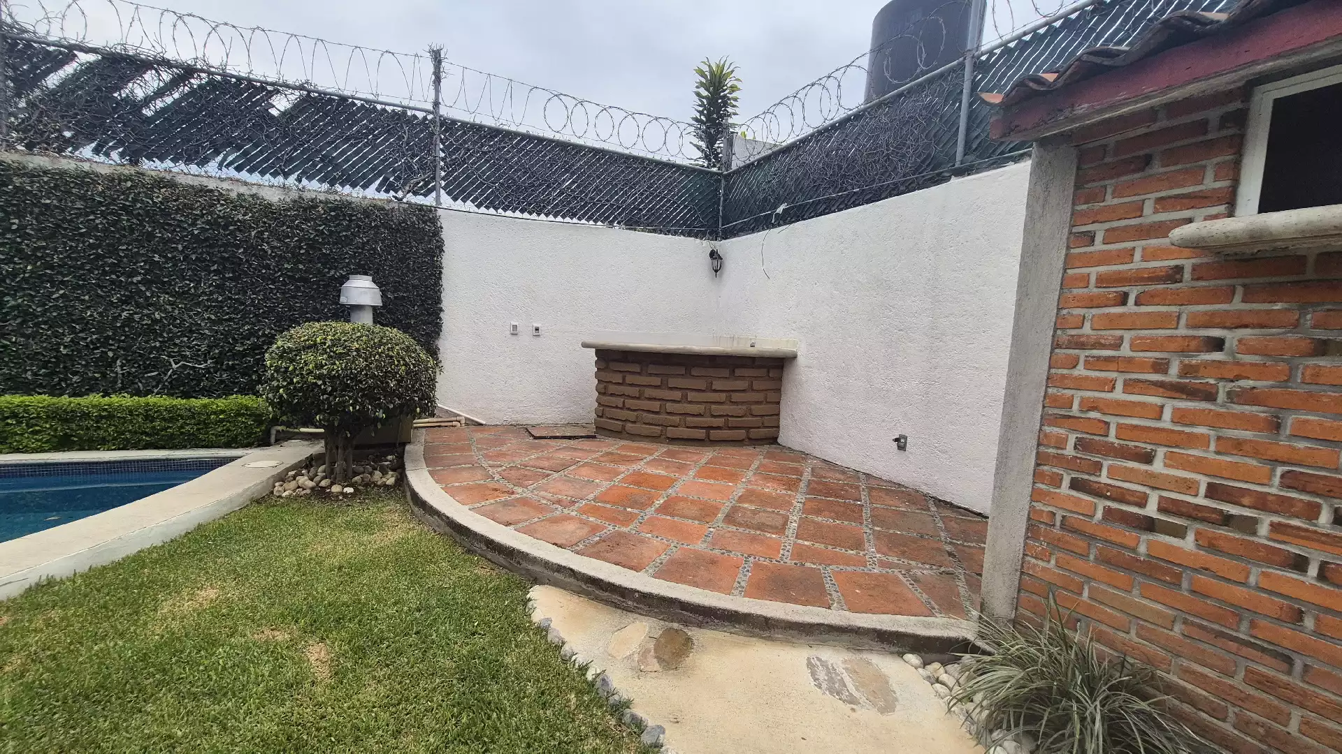 Casa Fraccionamiento San Jeronimo de Ahuatepec, Tipo Chalet, Cuernavaca, Mor.