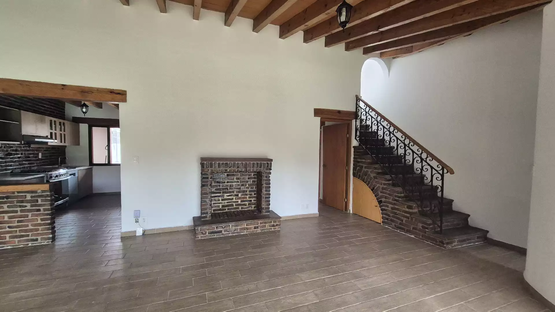 Casa Fraccionamiento San Jeronimo de Ahuatepec, Tipo Chalet, Cuernavaca, Mor.